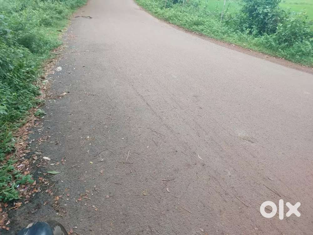 4.5 gunth plot near choudwar college NH 55 cuttack