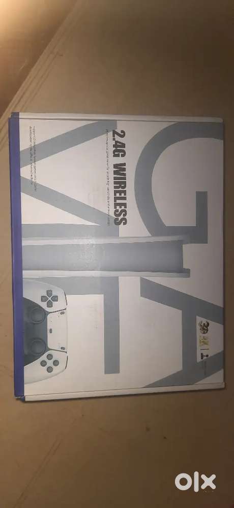 2.4G WIRELESS GAMING CONSOLE