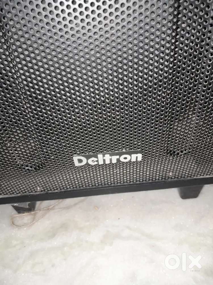 DELTRON karaoke system