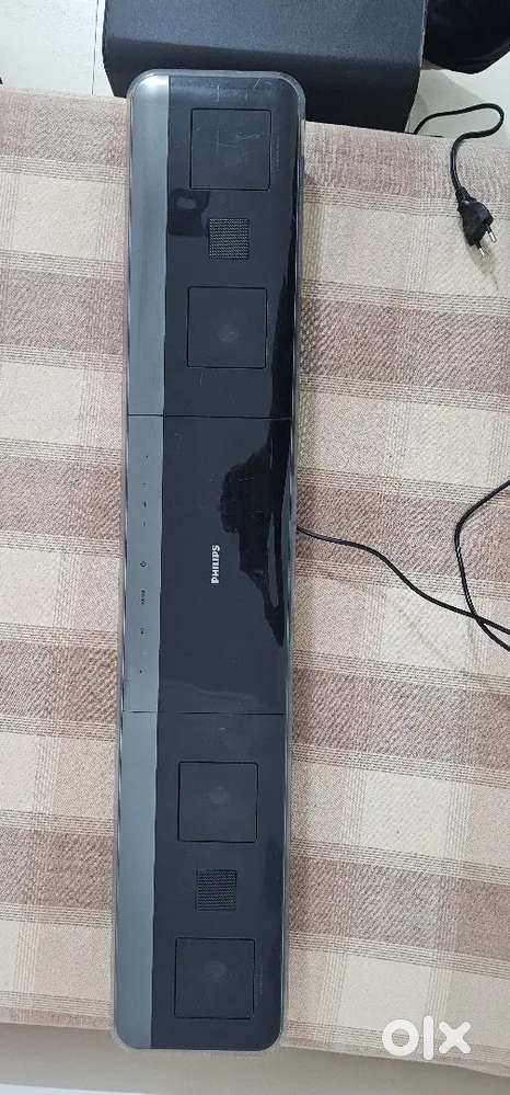 Philips hts5120/51 Soundbar 400W with Woofer Wireless