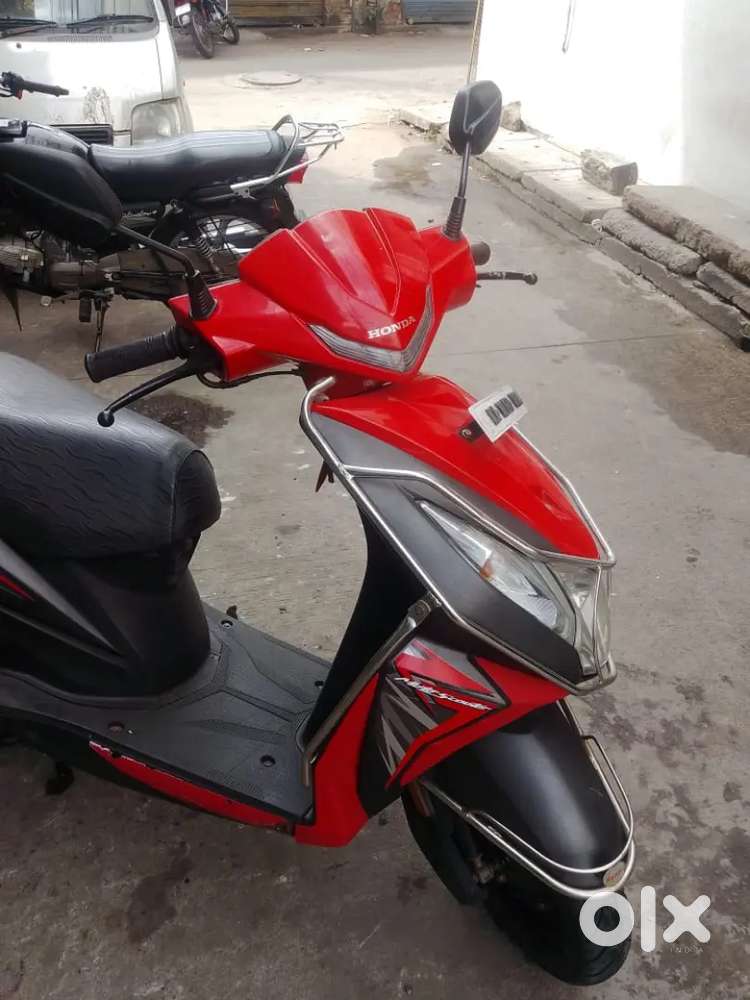 Dio Honda Dx