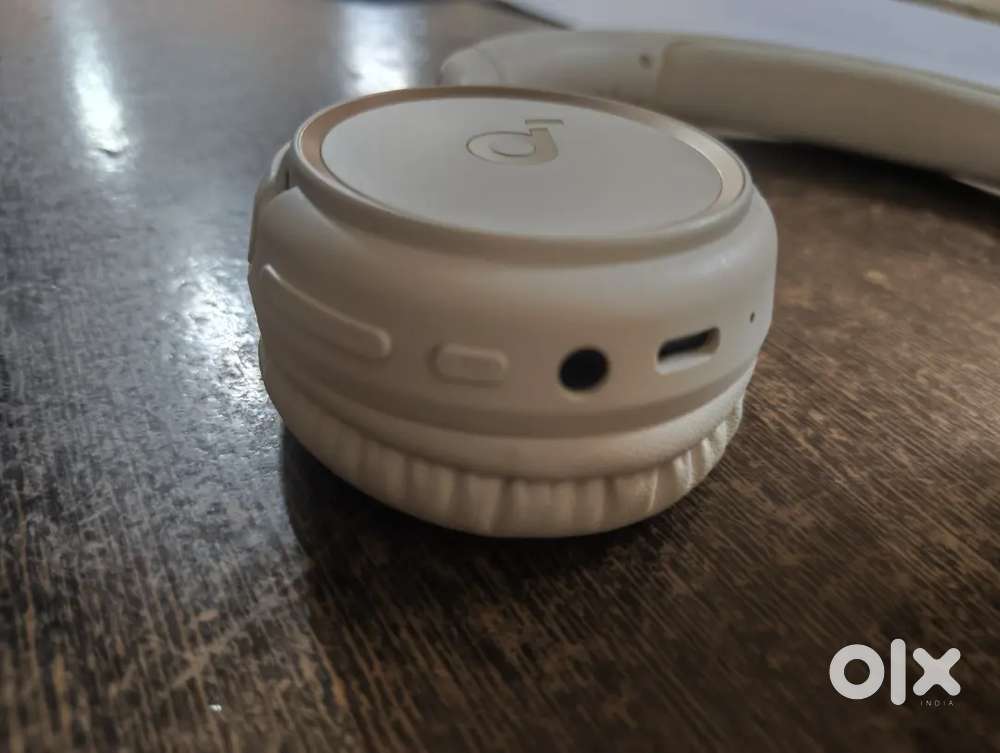 Soundcore H30i Headphone