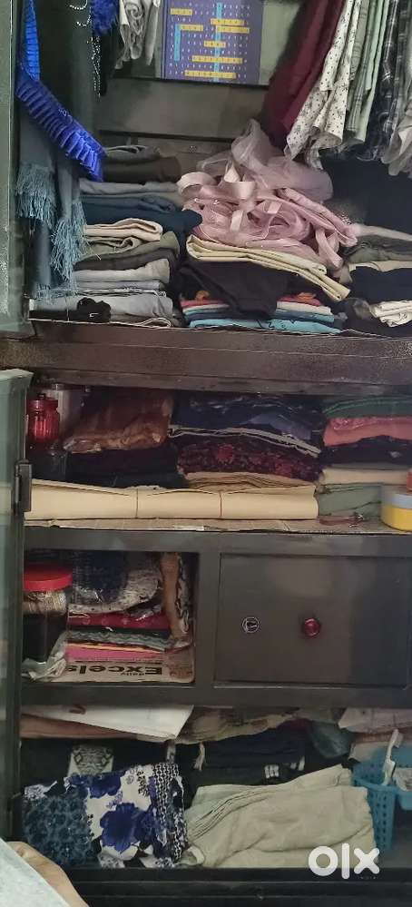 Almari good condition new