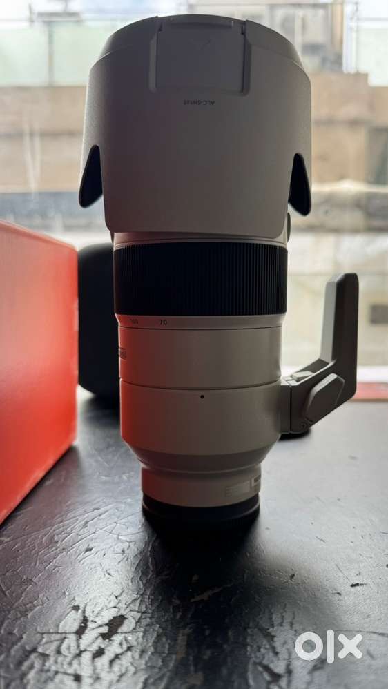 Sony GM1 70 to 200 mm F 2.8 lens