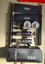 Godox SK 400 mark ii kit with hydralic Stand