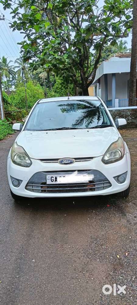 Ford Figo 2012-2015 Petrol ZXI, 2012, Petrol