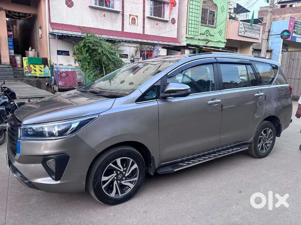Toyota Innova Crysta 2022