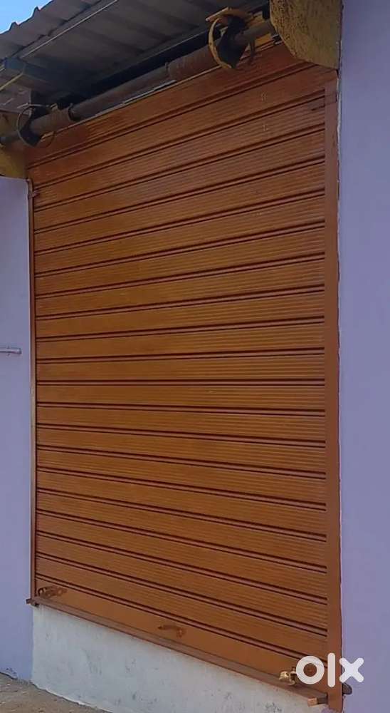 Shop for rent.at market place. Marcella...Good location.close to high