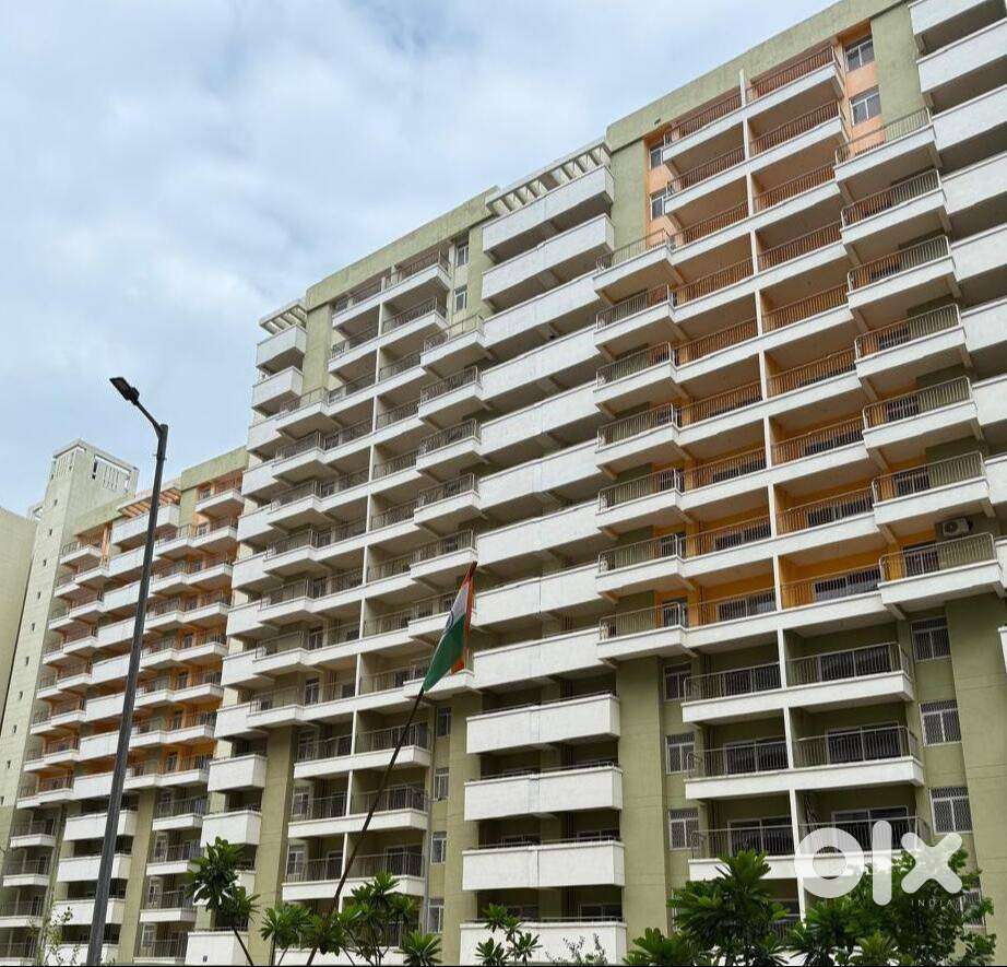 UER Heights DDA MIG Flats Loknayak puram Bakkarwala, Mundka