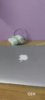 Macbook AIR 2018 model