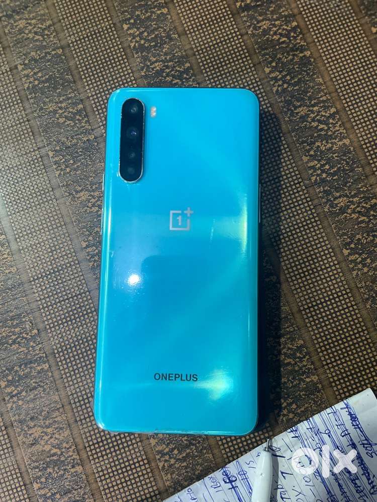 One plus nord 5g 8 128