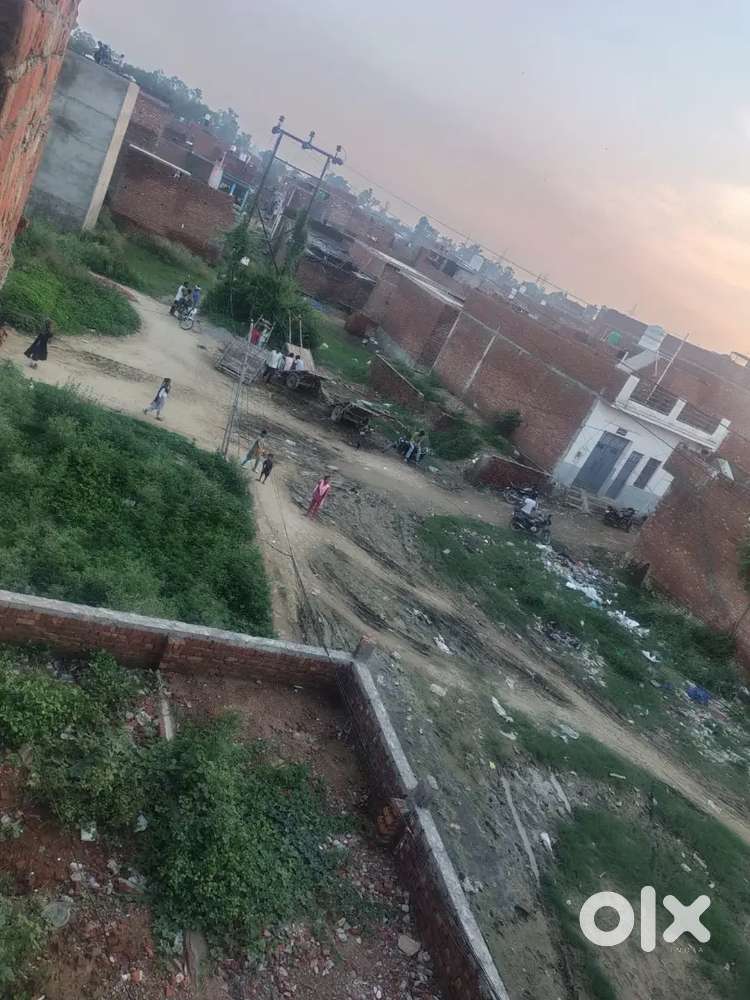 Palot and makan ke liye 7000 se 18 hazar gaj har Tarah ka Ekta colo