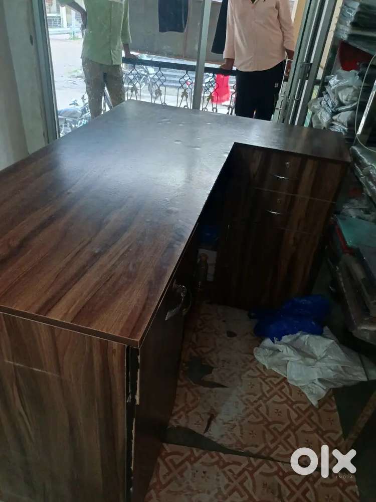 Shop Counter