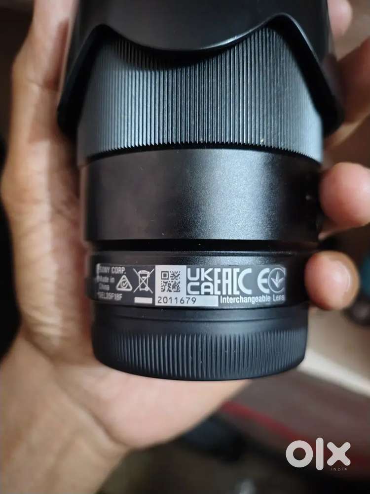 35mm 1.8 SONY ORIGINAL LENS , BRAND NEW CONDITION