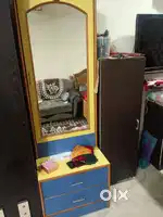 Dressing table