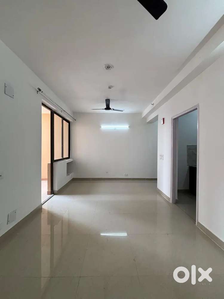 2 bhk flats newly launched in noida extension