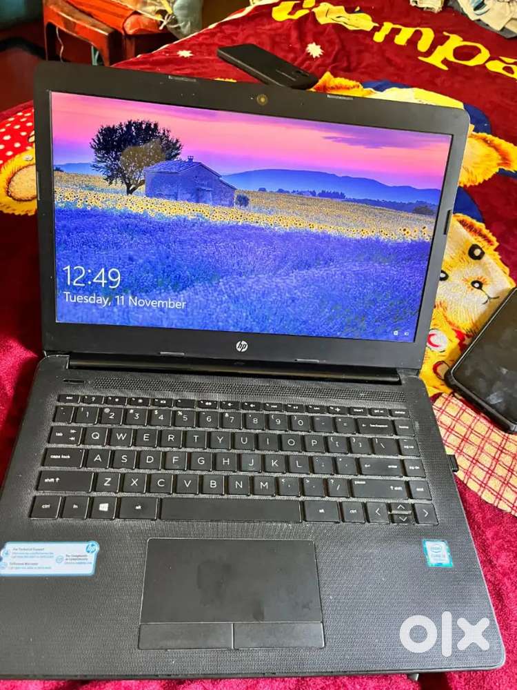 Hp 14 laptop Ram-8gb
Ssd-256gb
Processor-i3 intel core 
7th generation