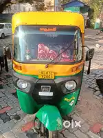 BAJAJ CNG Auto