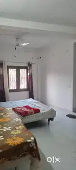 Indipendent room semi furnished room