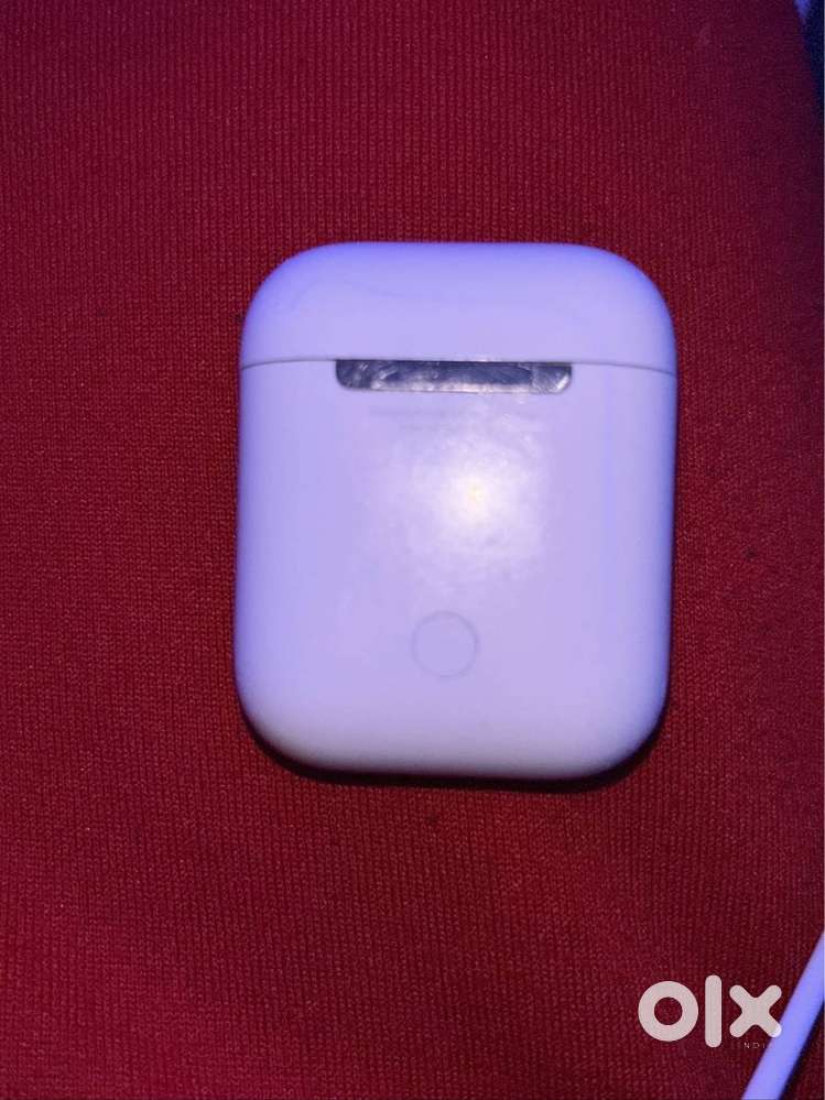 Apple AirPods (2nd Gen)