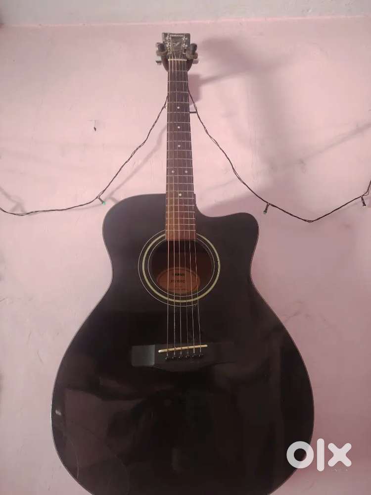 Yamaha FS 100C acoustic