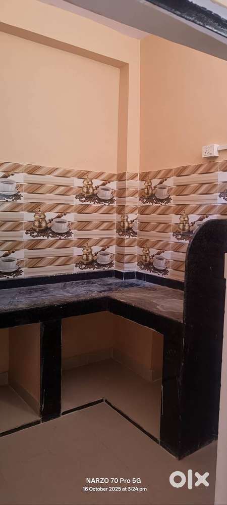 Newly constructed floor for rent.