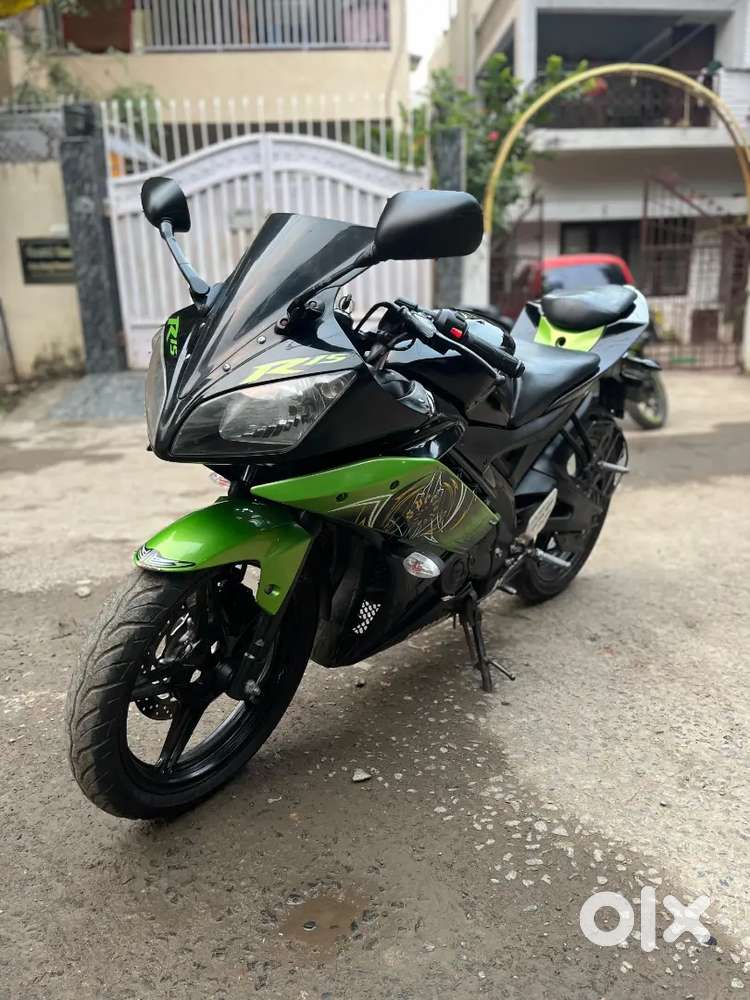 Yamaha R15 V2 limited edition (2013) model