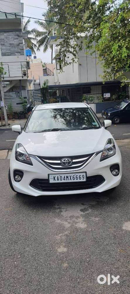 Toyota Glanza V CVT, 2019, Petrol