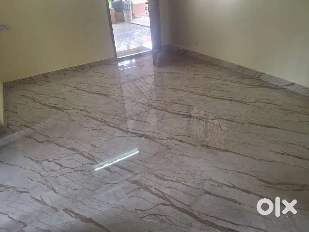 2 bedroom  1st floor  house available for rent