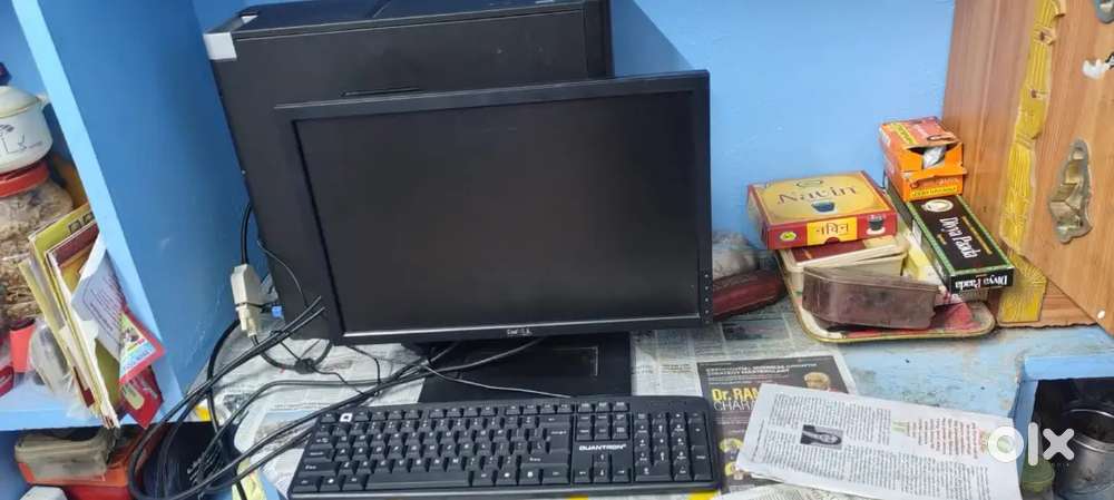 Dell Precision T5810 Workstation  32GB RAM Win 10 Pro  Dell Monitor