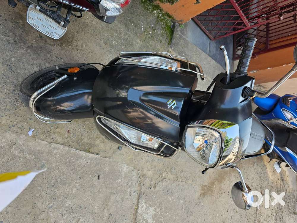 Acess 125 mat black ️
