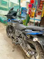 Pulsar 220 f is in mint condition less used