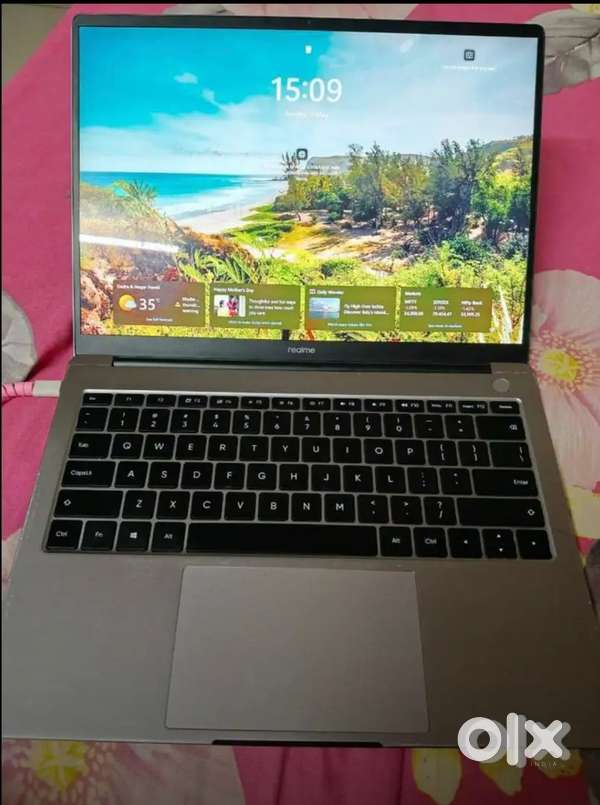 Realme Book(Slim) Intel Evo Core i5 11th Gen 8 GB/512 GB SSD Window 11
