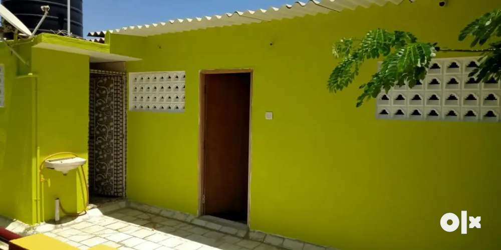 One bedroom,kitchen and separate bathroom for rent 4500.advance 30000.