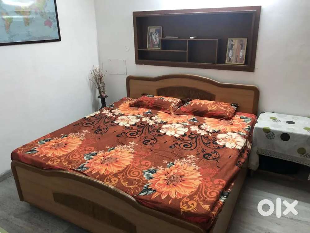 OWNER FREE 2 BHK FULLY FURNISHED SET HOUSE ON SEC 7 PKL