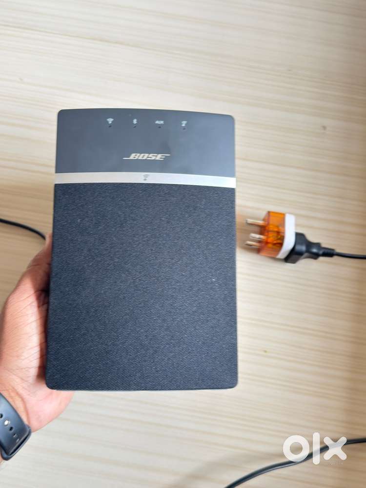 Bose wired Bluetooth and aux speaker purchased from australia