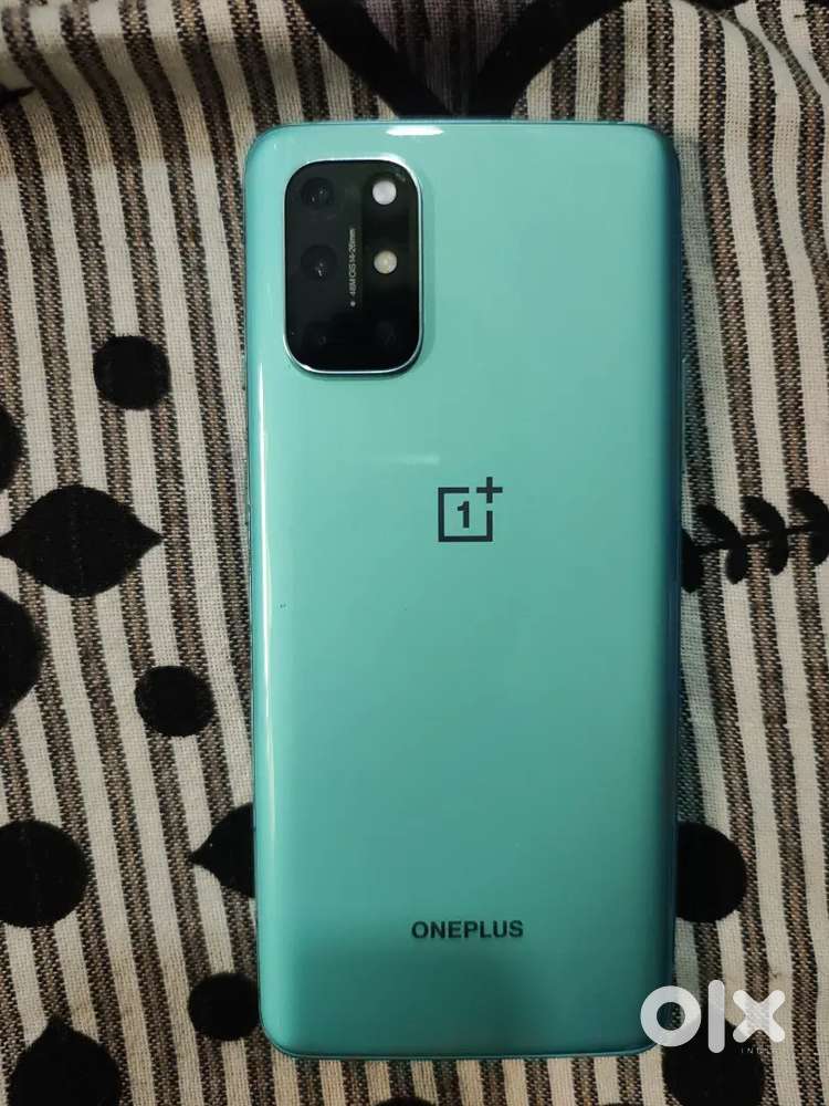 One Plus 8T 8  Ram 128 Storage