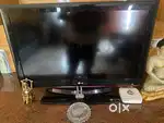 LG LED TV 32’ inch with sound bar
