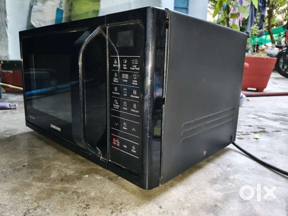 Samsung microwave owan mrp 16000/- jus 7800/- only