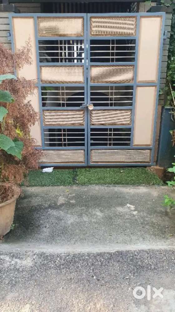 Independent house for lease