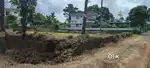 Kodugoor 7.5 . cent plot. Town area. 2.60 .lakh. neghoshible.