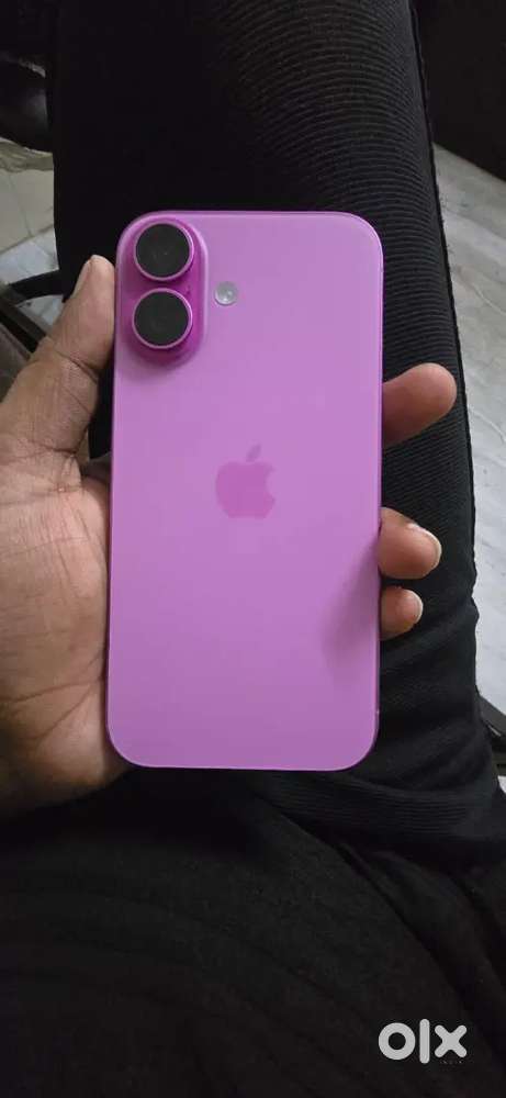 iPhone 16 128 Gb 11 month use 99 Battery health