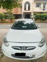 Automatic Hyundai Verna Fludic Top-end 2011
