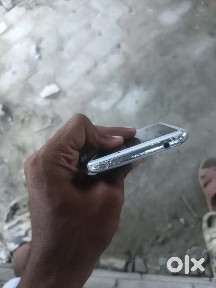 Redmi 6 modal