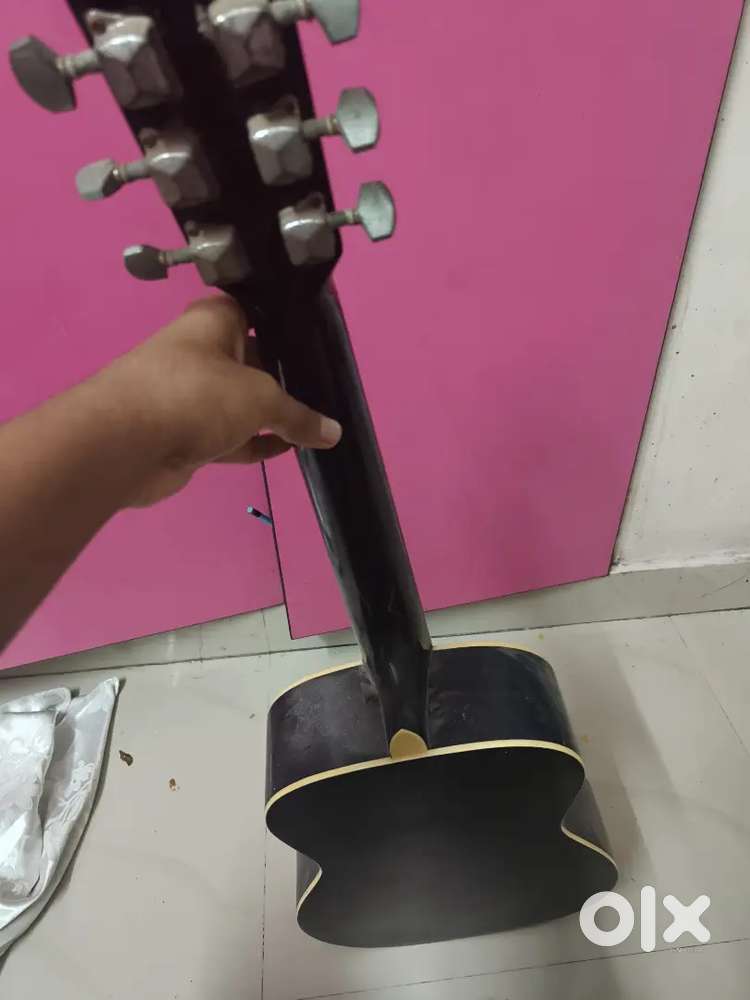 Clayton hand crafted guitar.Good condition