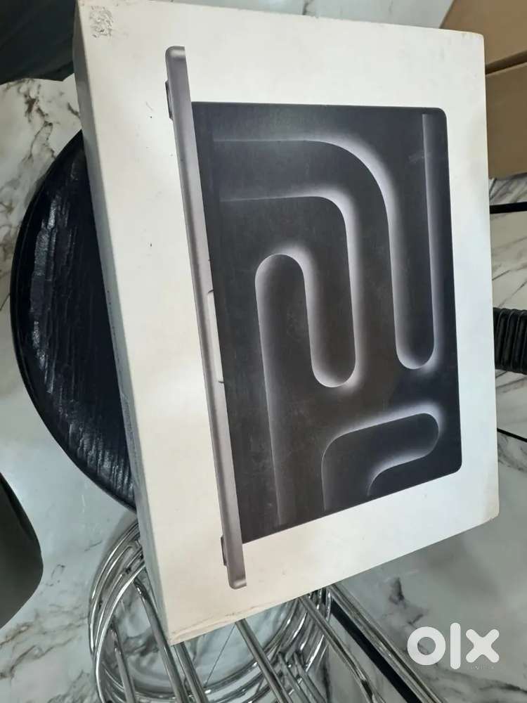 Macbook pro m3 ,14 inch good condition