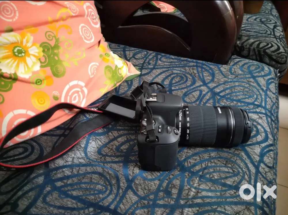 CANON 200D BRAND NEW CONDITION DUAL LENCE 18 55MM 55 250MM