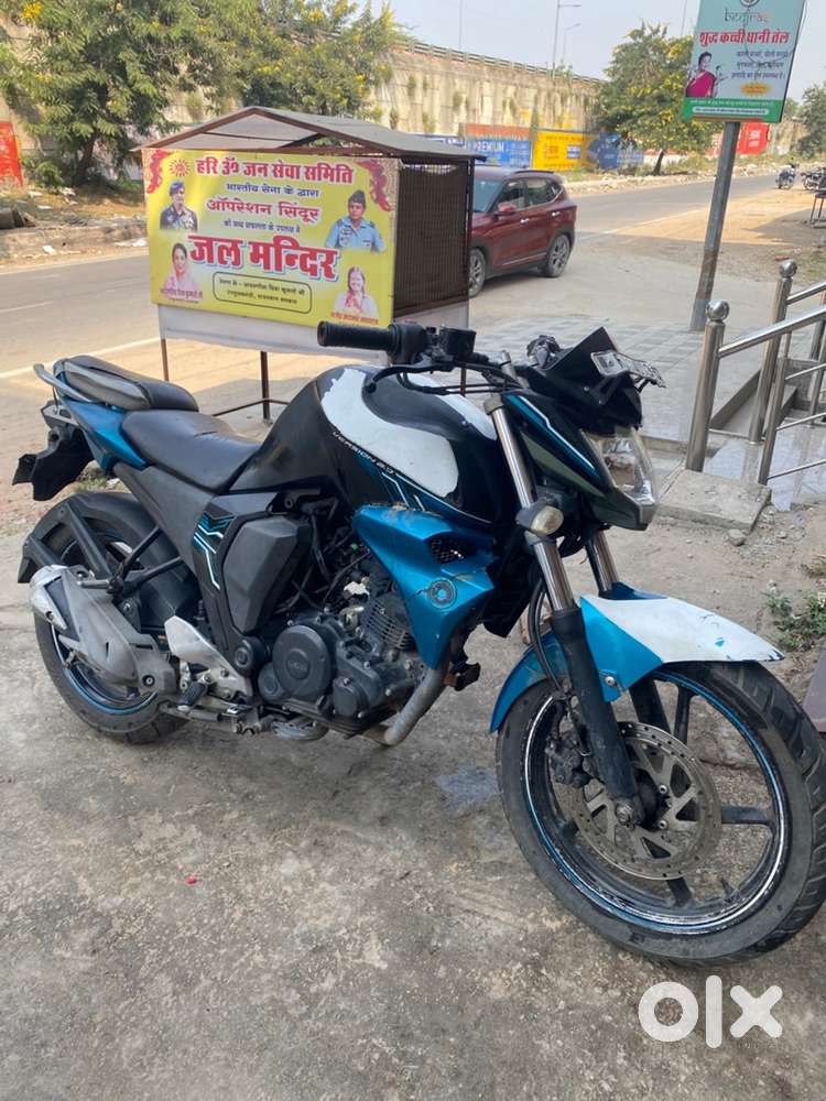 Fzs good condition bike