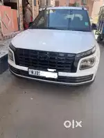Hyundai Venue 2024 Petrol 20000 Km Driven