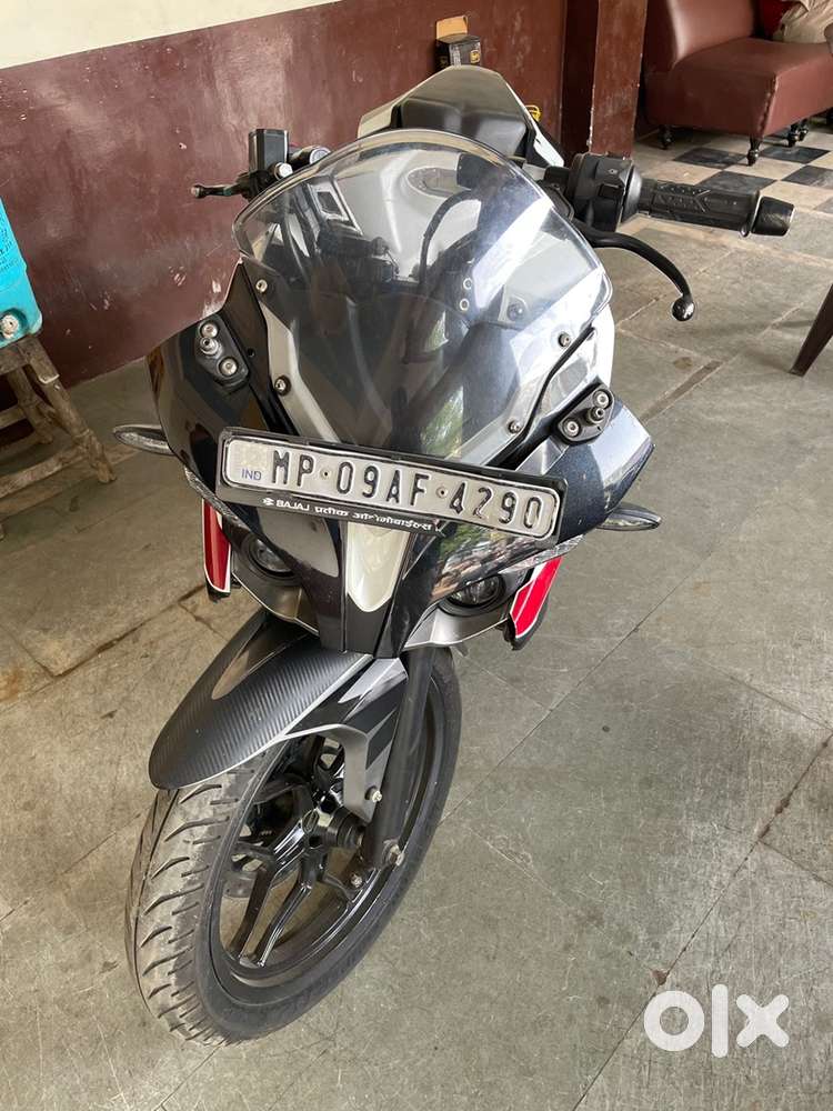 Bajaj RS 2025 registered in good condition